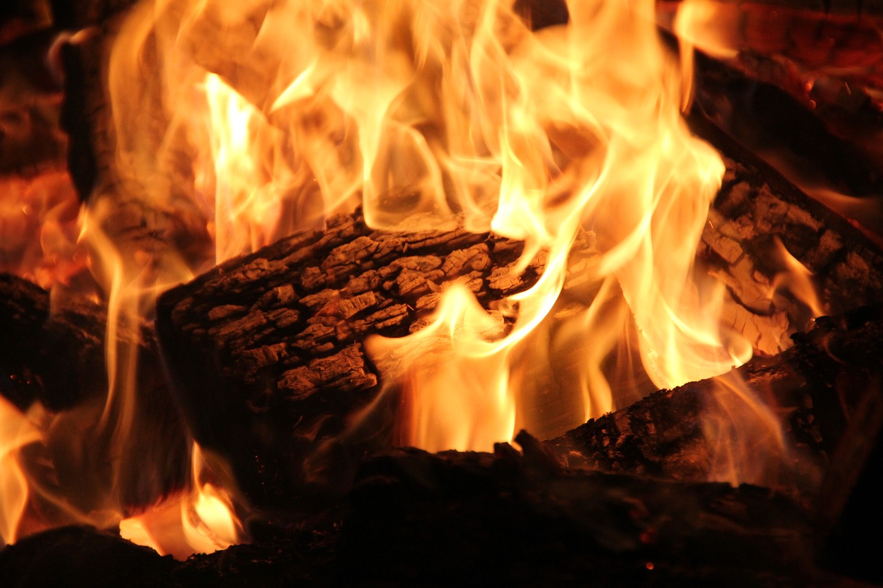Expert Fireplace Cleaning in Walkersville, MD Professional Fireplace Cleaning Services In Walkersville Maryland